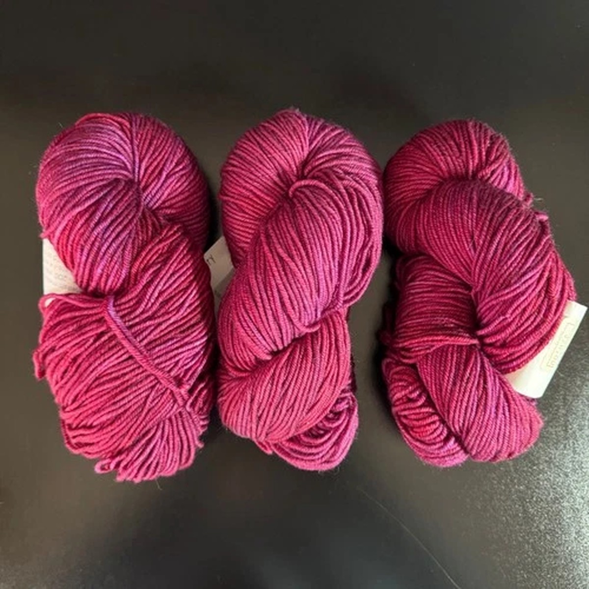 MADELINETOSH YARN TOSH VINTAGE - 3 Skeins Merino "Cherry" 200 Yards - NOS