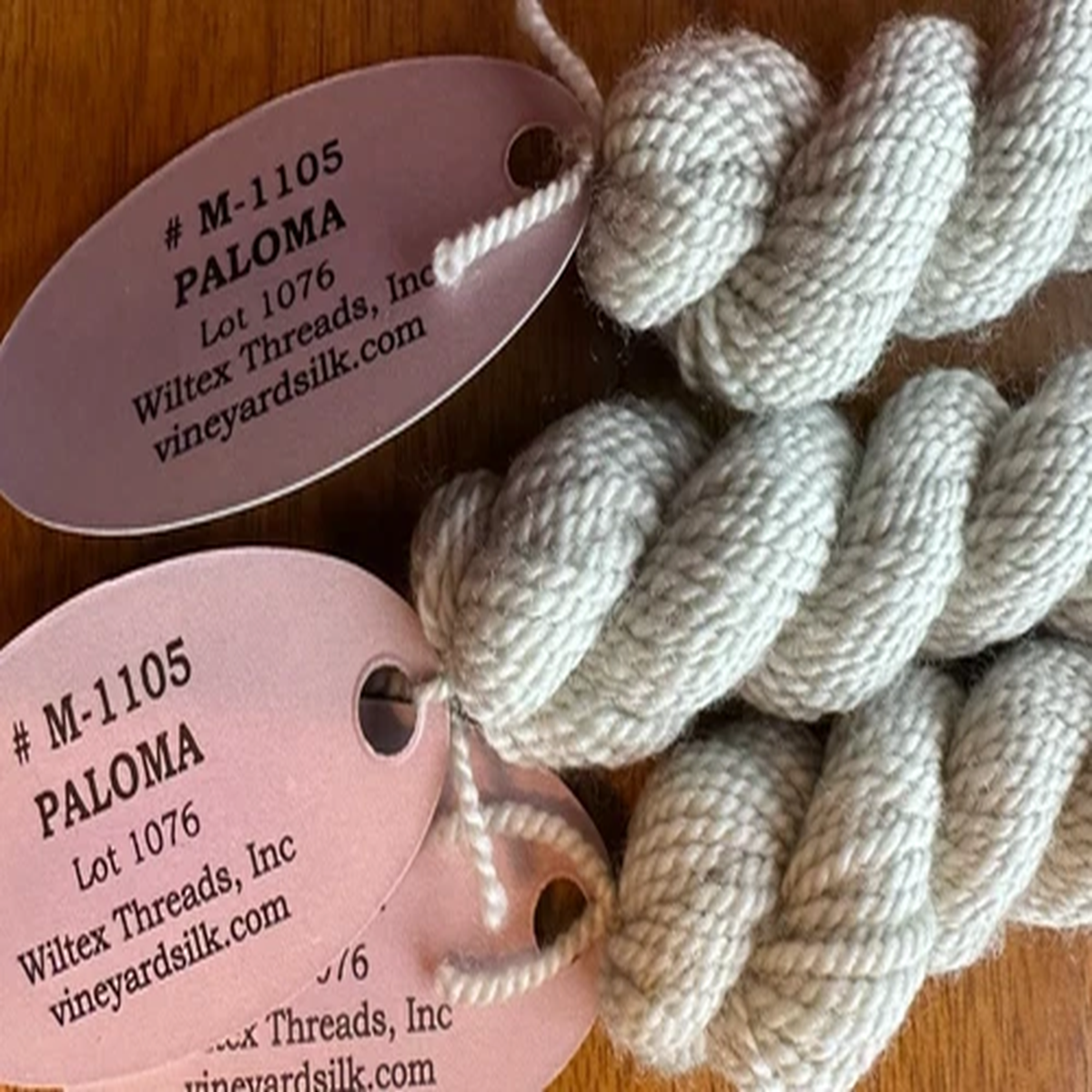 Vineyard Silk 100% Merino wool M-1105 Paloma dye lot 1076 set of 3 skeins XX