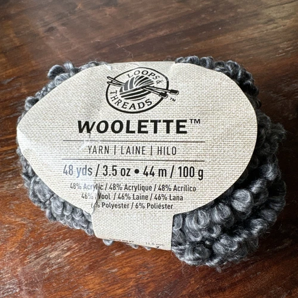 1 Skein BLACK/GREY Woolette Yarn Loops & Thread 48 Yds 3.5 oz Wool Blend Loopy