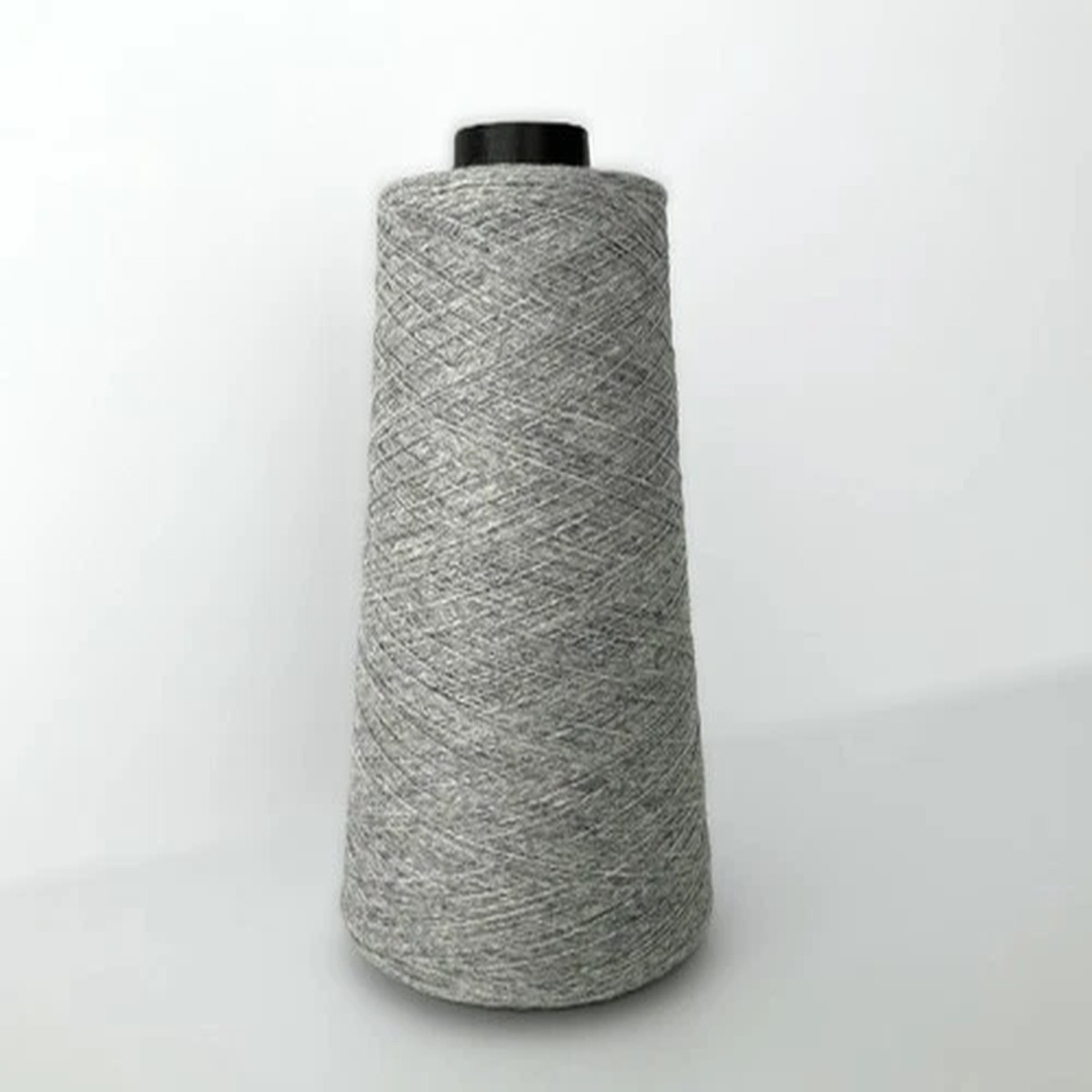 100% Cashmere by Todd & Duncan 2/28 NM Cone 300 g Col. Grey Flannel Scotland
