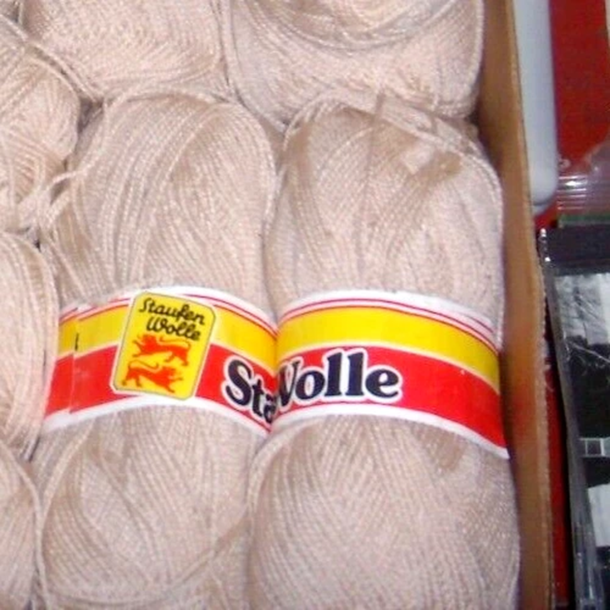 2 NEW STAUFEN-WOLLE YARN WOOL 7OZ TAPESTRY/ NEEDLEPOINT TAN COLOR FREE SHIP