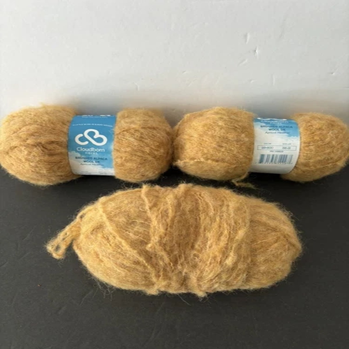 3 Cloudborn 100% Baby brushed alpaca wool Yarn Lot 29-600 Apricot Heather Knit
