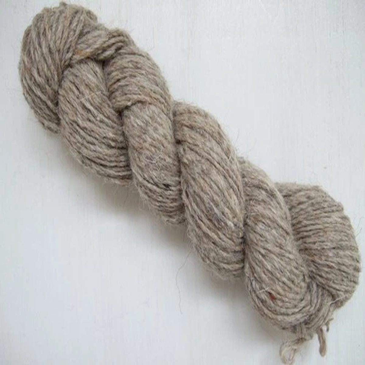 DOG wool yarn (50 Dog wool / 50 Sheep wool) , 1 skein, 100gr