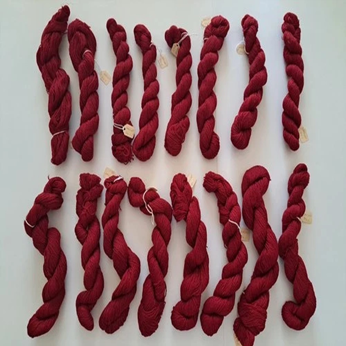 16 Hanks Vintage 100% Wool Weaving Yarn Cranberry Crimson Red 16oz+ 464g