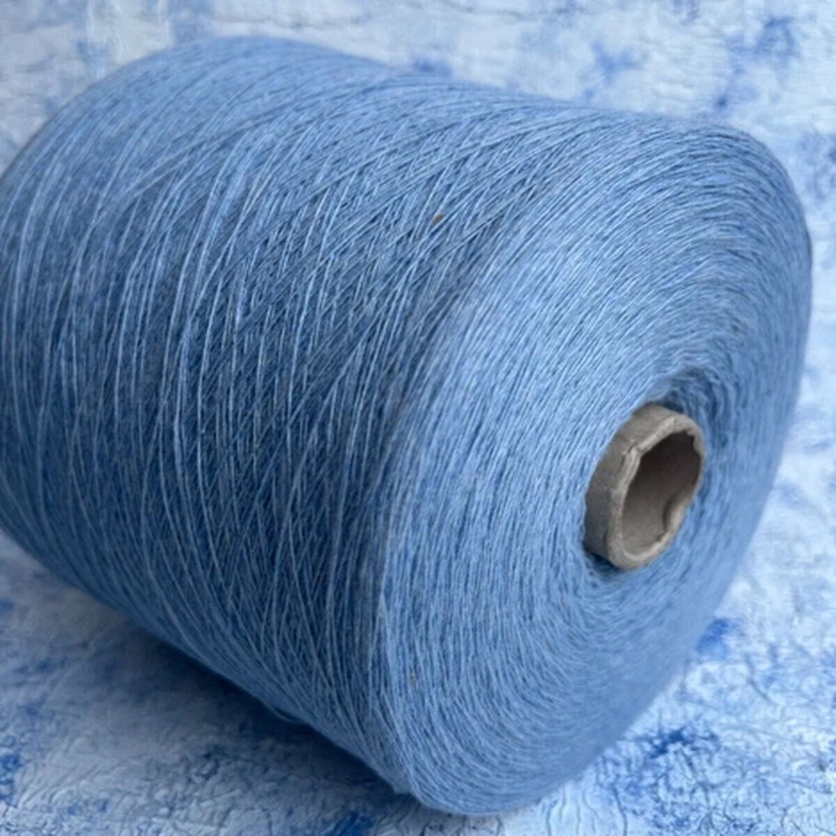 Merino Cashmere lace yarn Color blue jeans 1500m/100g (1640yd/3.52oz) per 100g