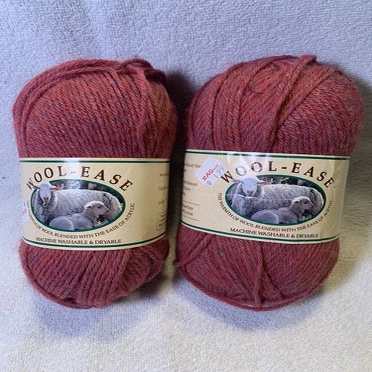 Lion BRAND Wool-ease Yarn 2 Skeins in Tapestry Heather Lot 7572