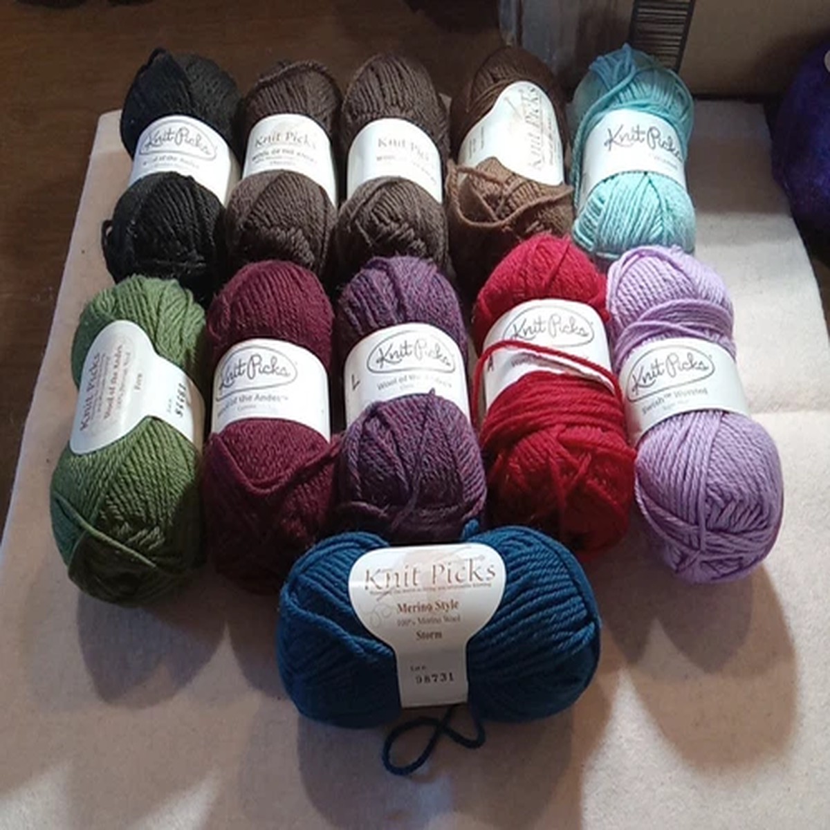 Knit Picks Wool of the Andes Yarn Lot of 11 Skeins