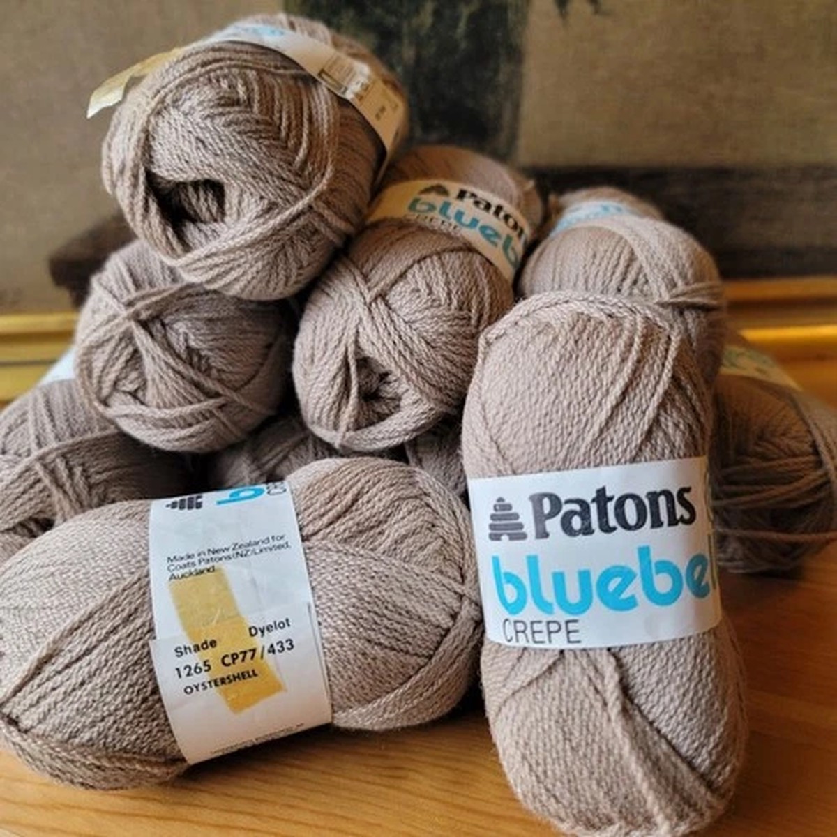 Patons Bluebell Crepe Yarn Lot 10 Skeins Oystershell Wool Same Dye Lot NZ