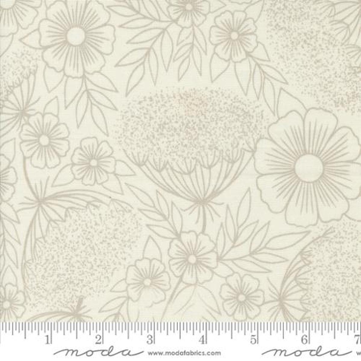 Field of Flowers Collection Queen Annes Lace Cotton Fabric 3314