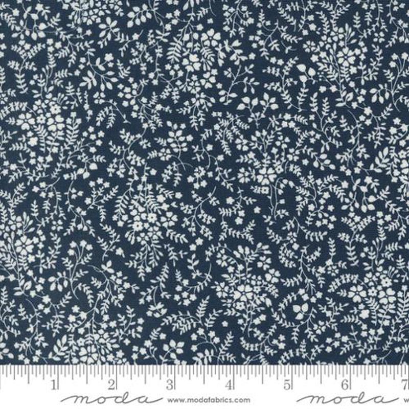 Shoreline Collection Small Floral Cotton Fabric 55304